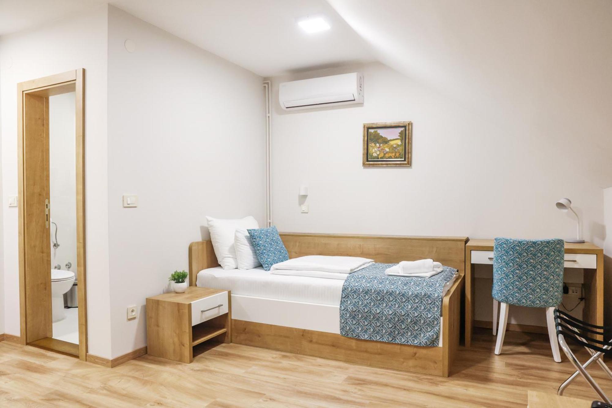 Grand Park Rooms & Apartments Čačak المظهر الخارجي الصورة