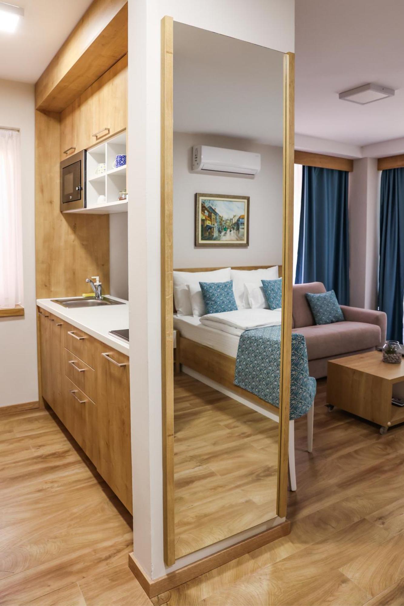 Grand Park Rooms & Apartments Čačak المظهر الخارجي الصورة