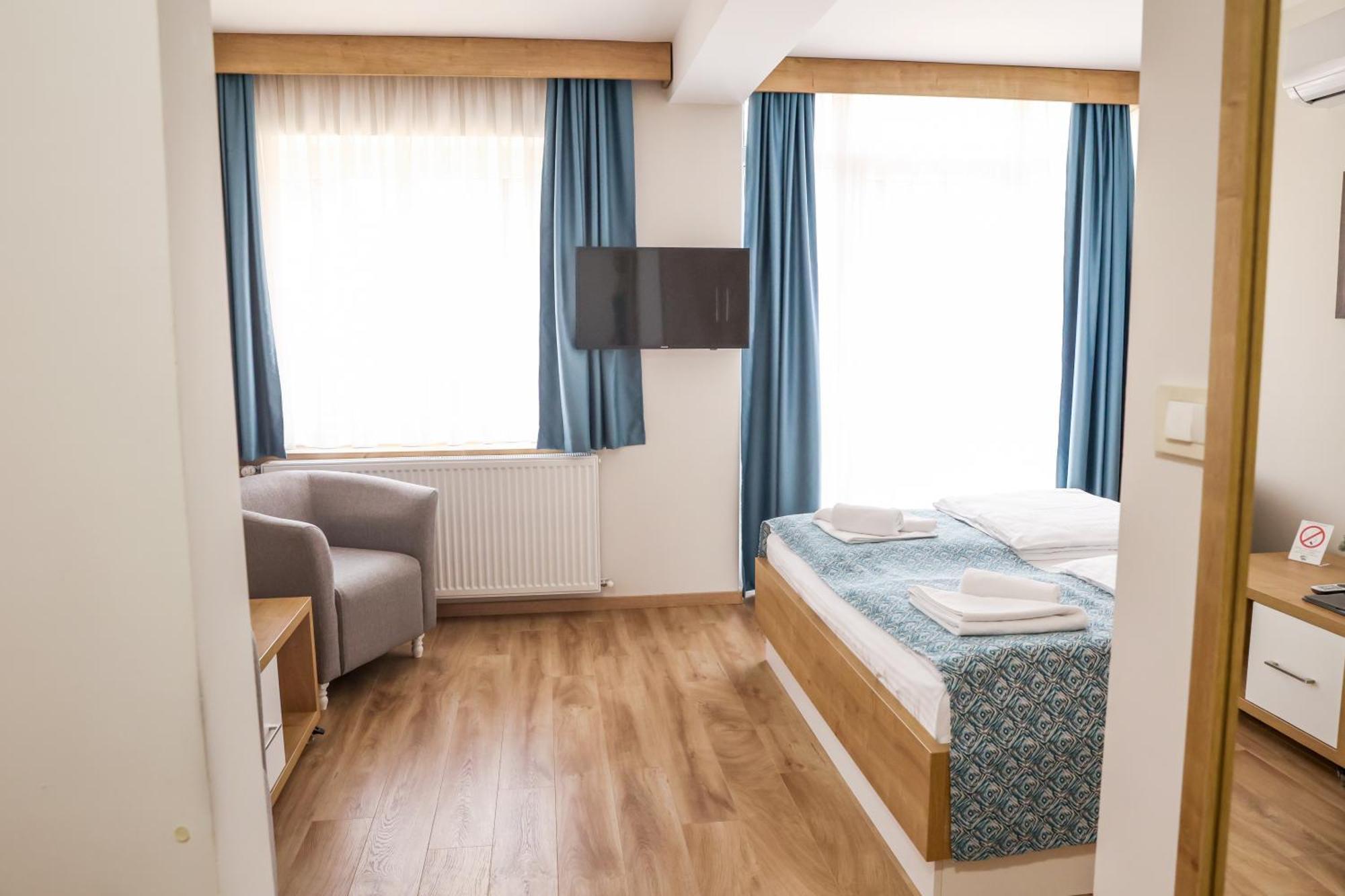 Grand Park Rooms & Apartments Čačak المظهر الخارجي الصورة
